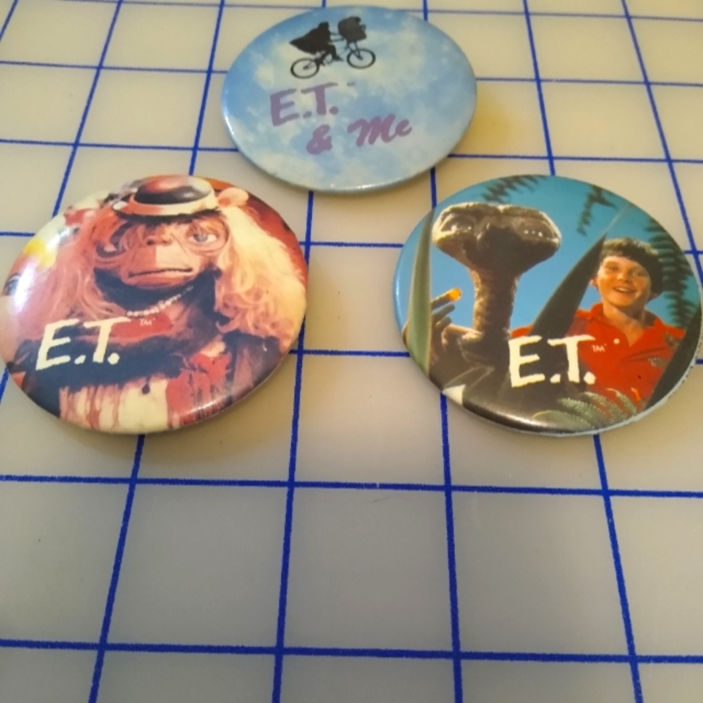 1982 Original E.T. movie pins